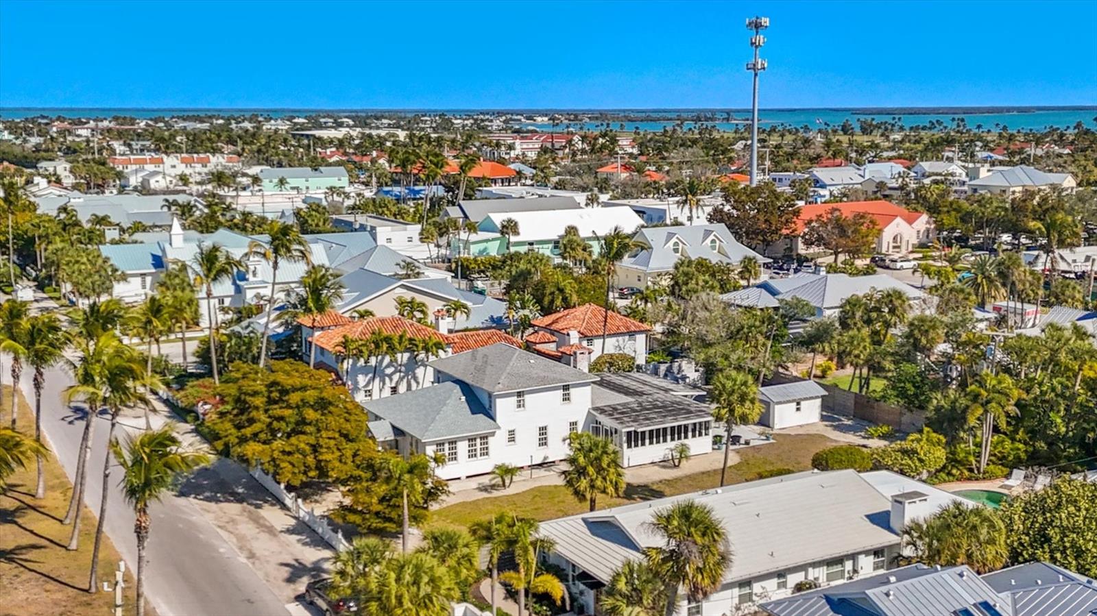 Image 36 of 39 For 260 Gilchrist Avenue