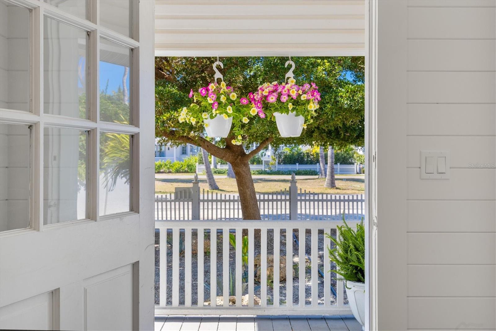 Image 9 of 39 For 260 Gilchrist Avenue