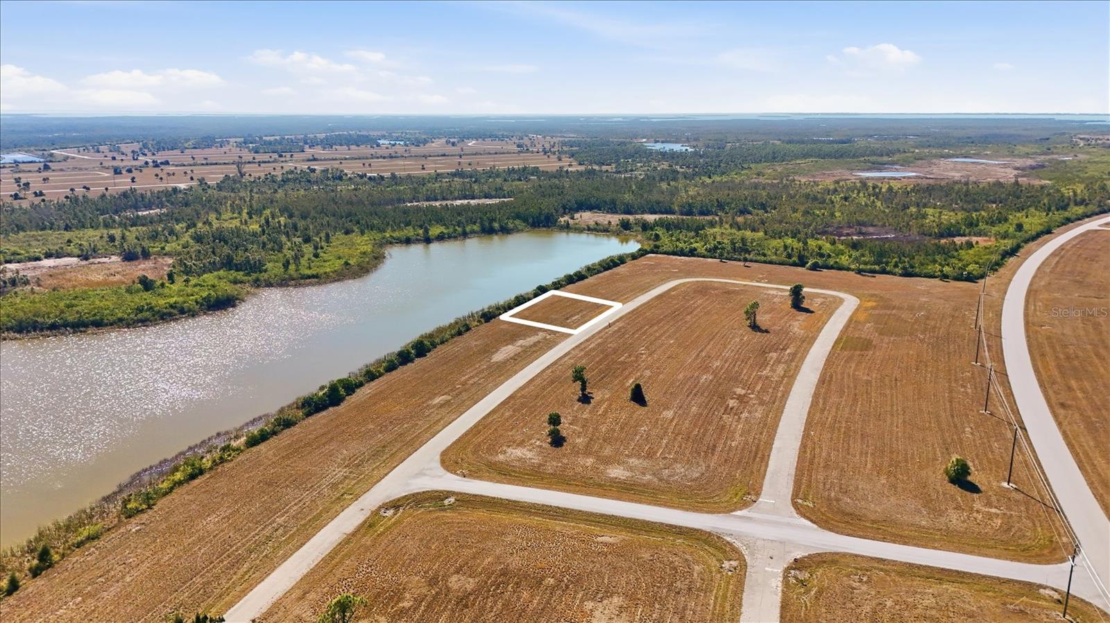 Image 4 of 9 For 39 Starling Drive