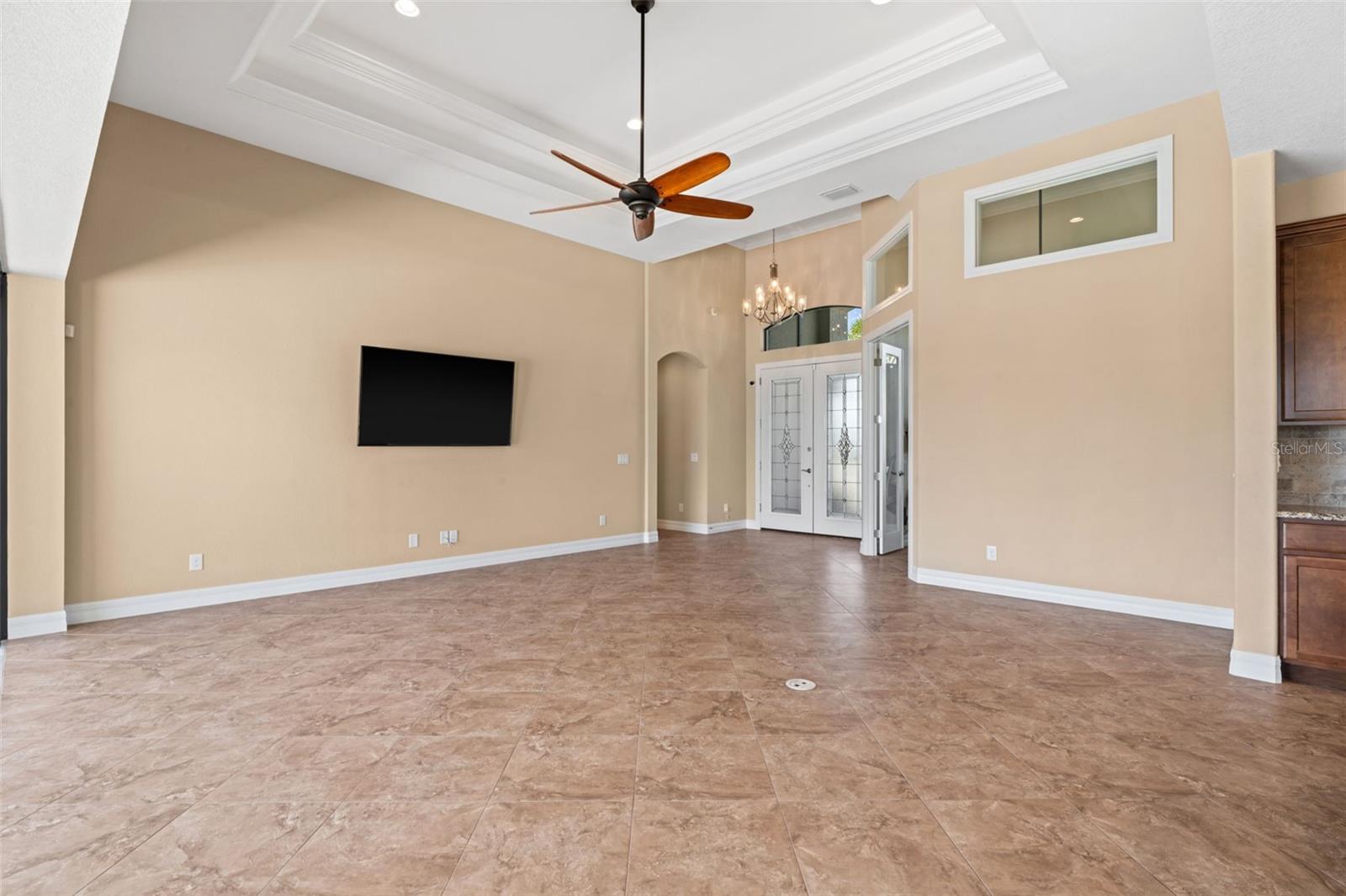 Image 13 of 43 For 8242 Tracy Circle