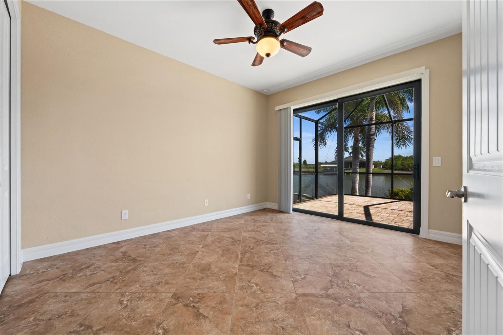 Image 23 of 43 For 8242 Tracy Circle