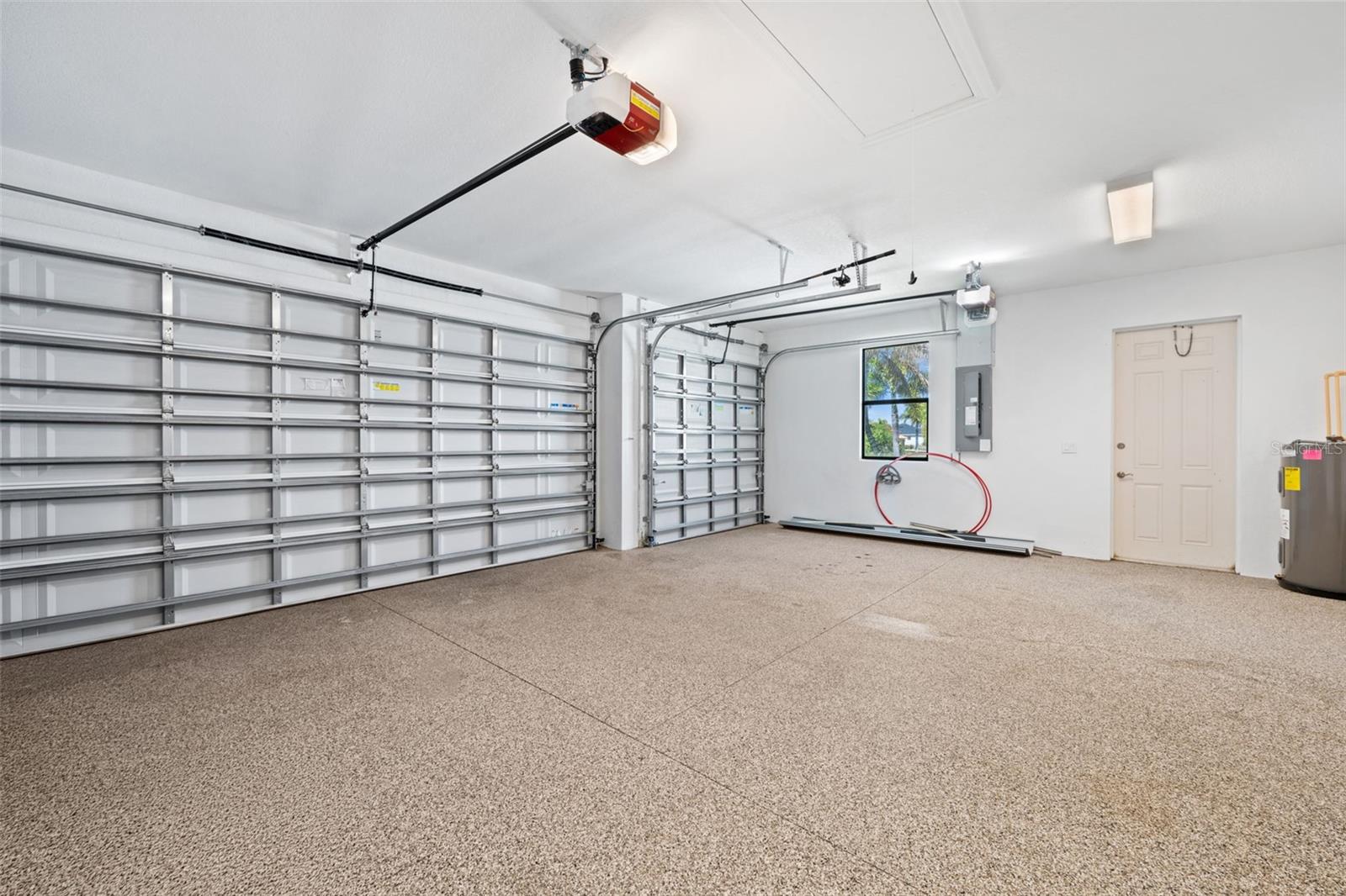 Image 28 of 43 For 8242 Tracy Circle