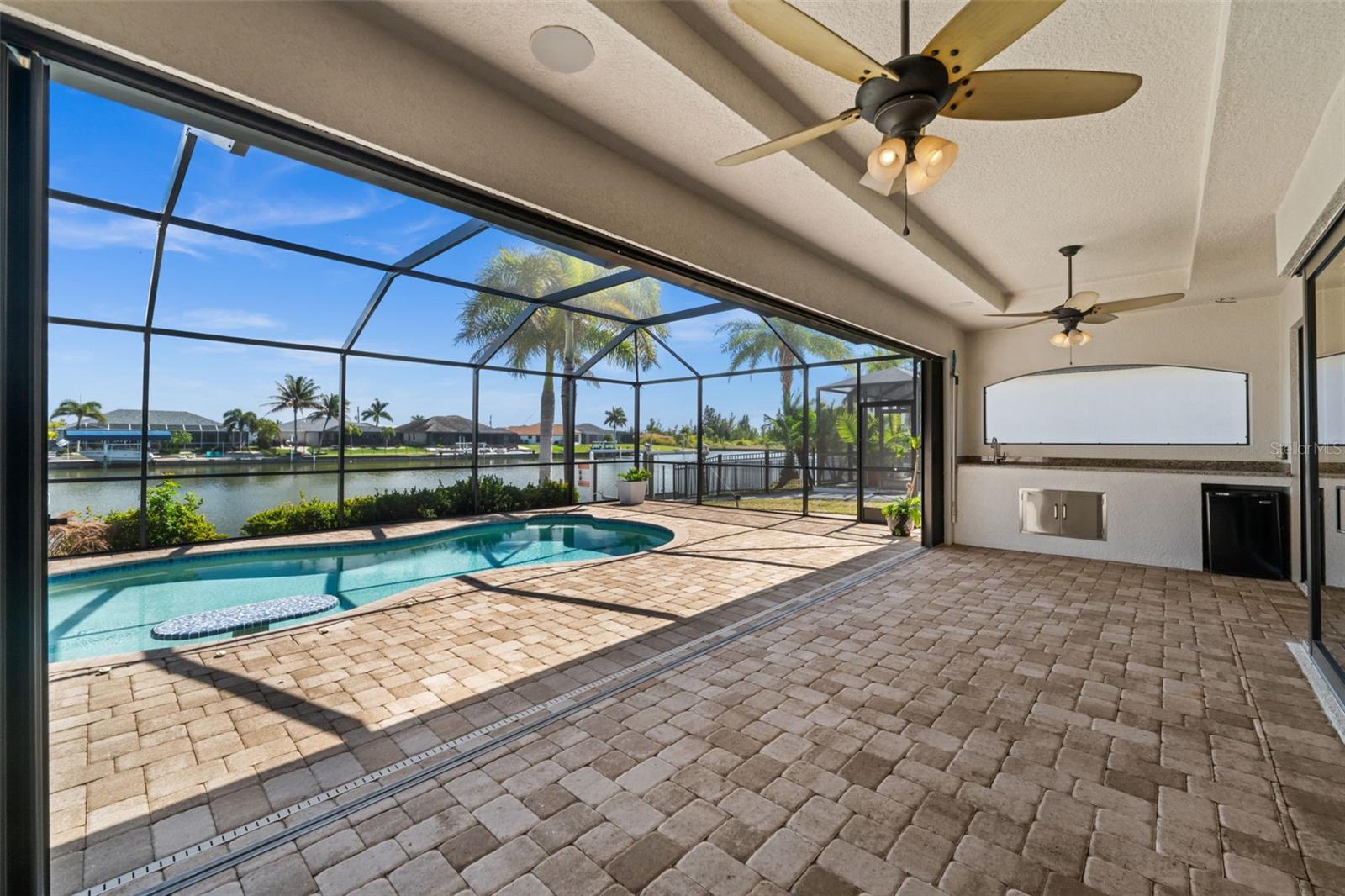 Image 30 of 43 For 8242 Tracy Circle