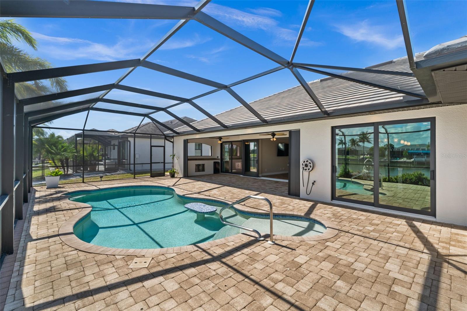 Image 35 of 43 For 8242 Tracy Circle