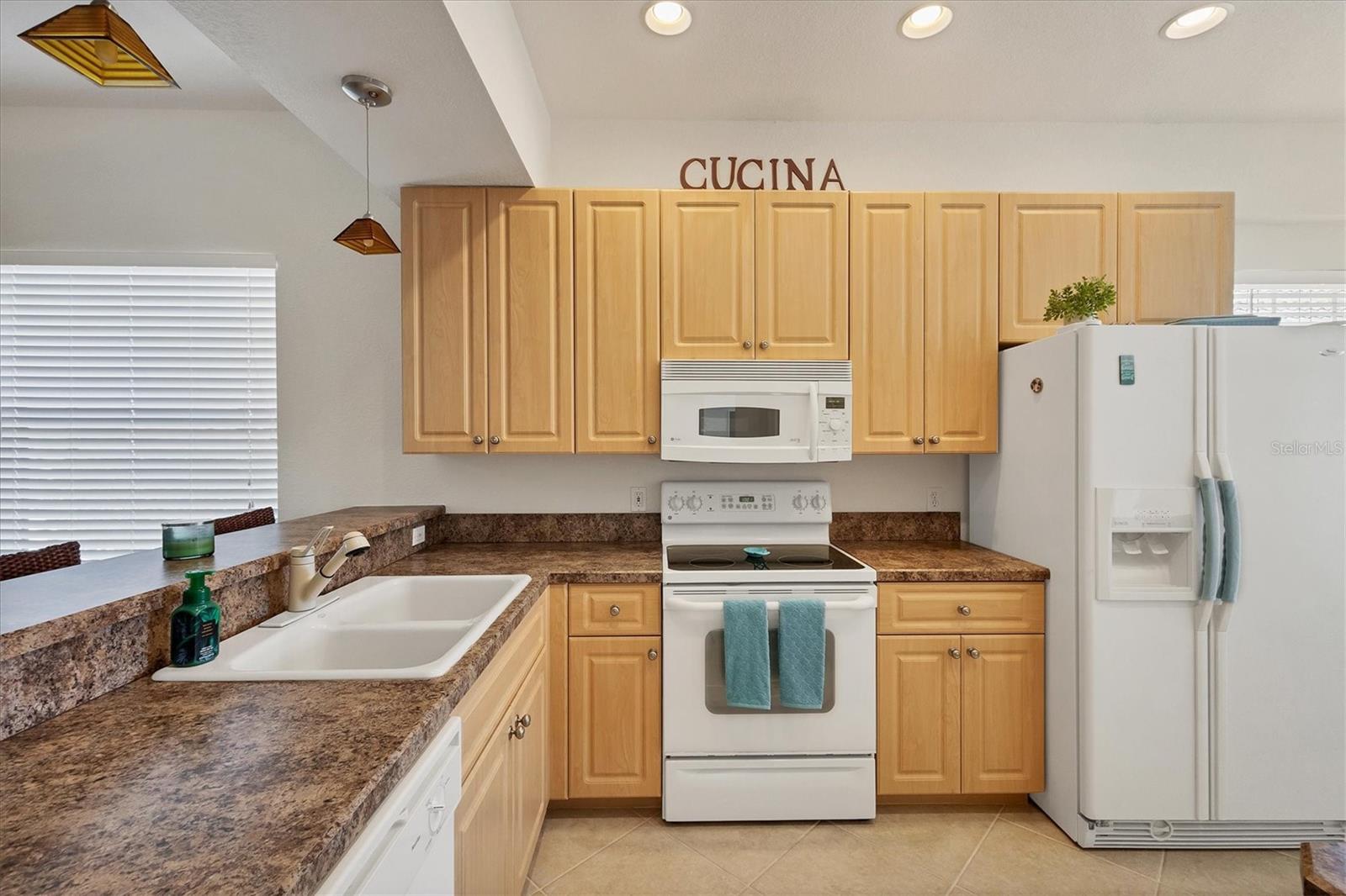 Image 14 of 43 For 5016 Seagrass Drive