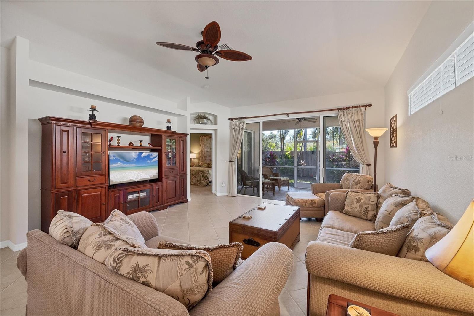 Image 23 of 43 For 5016 Seagrass Drive