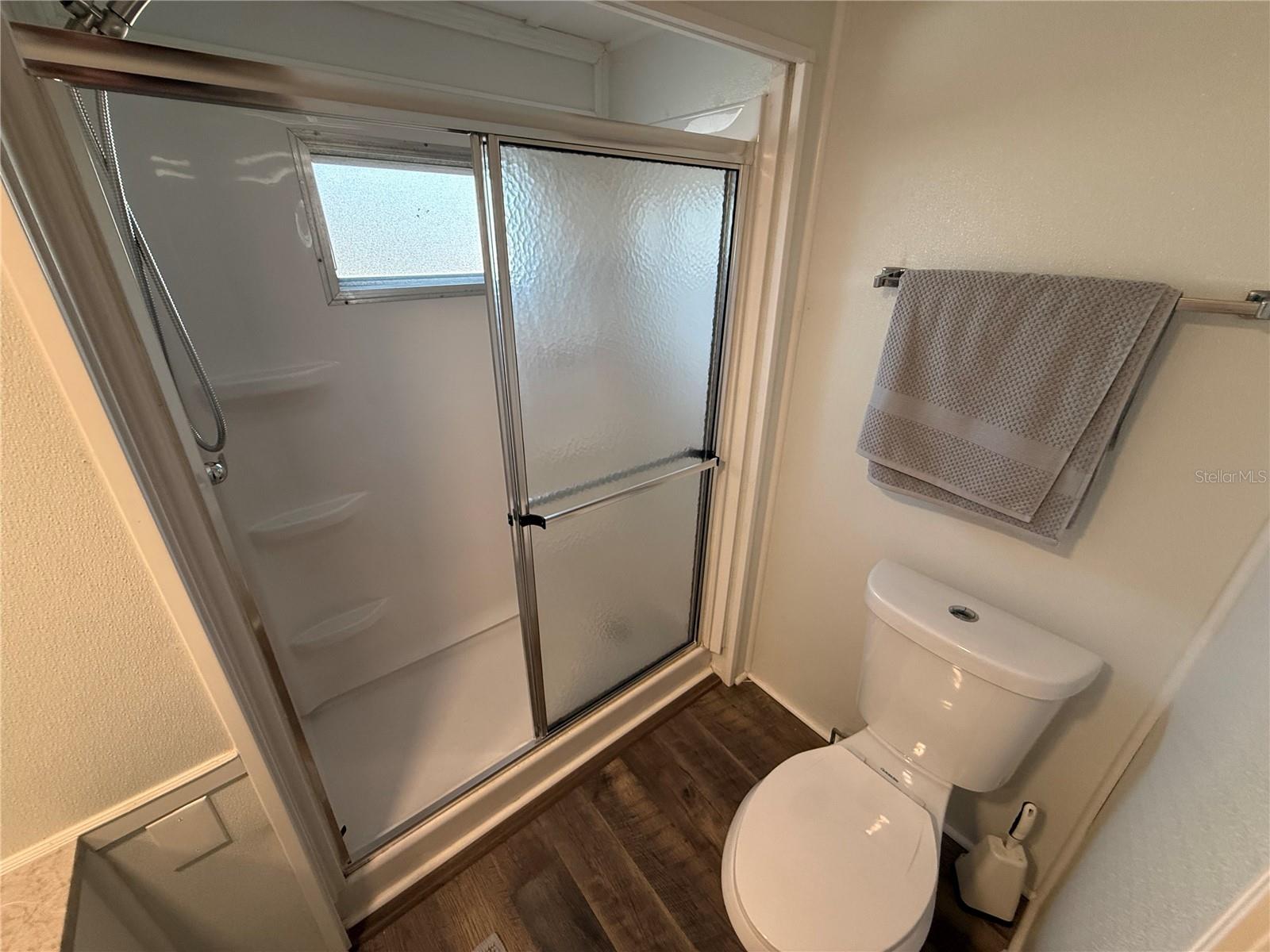 Image 10 of 19 For 1800 Englewood Road 136