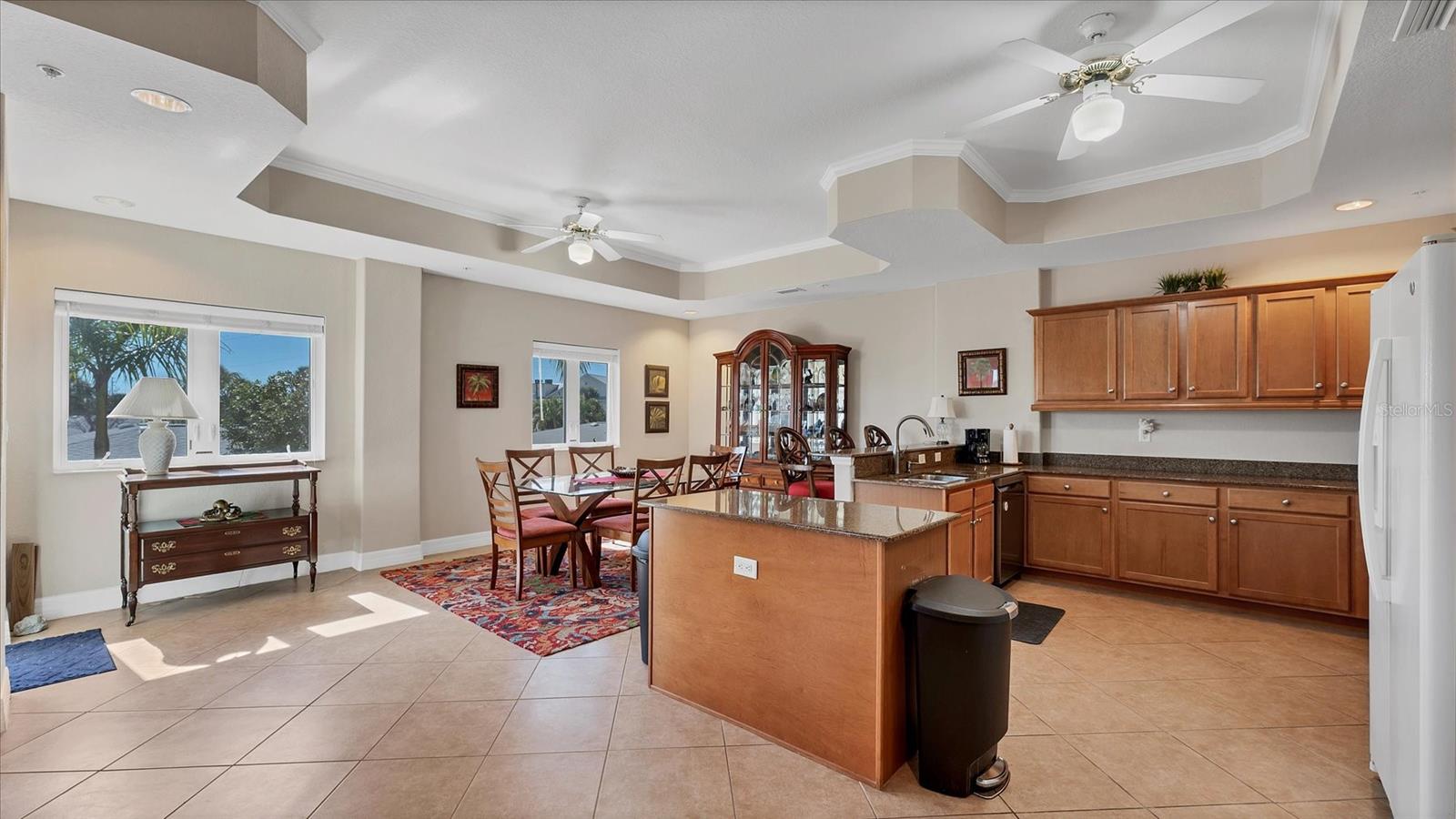 Image 15 of 55 For 2245 Beach Rd.  203