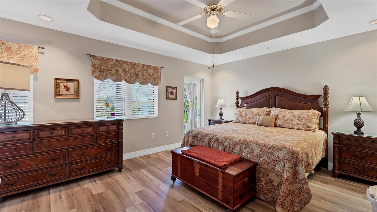 Image 16 of 55 For 2245 Beach Rd.  203