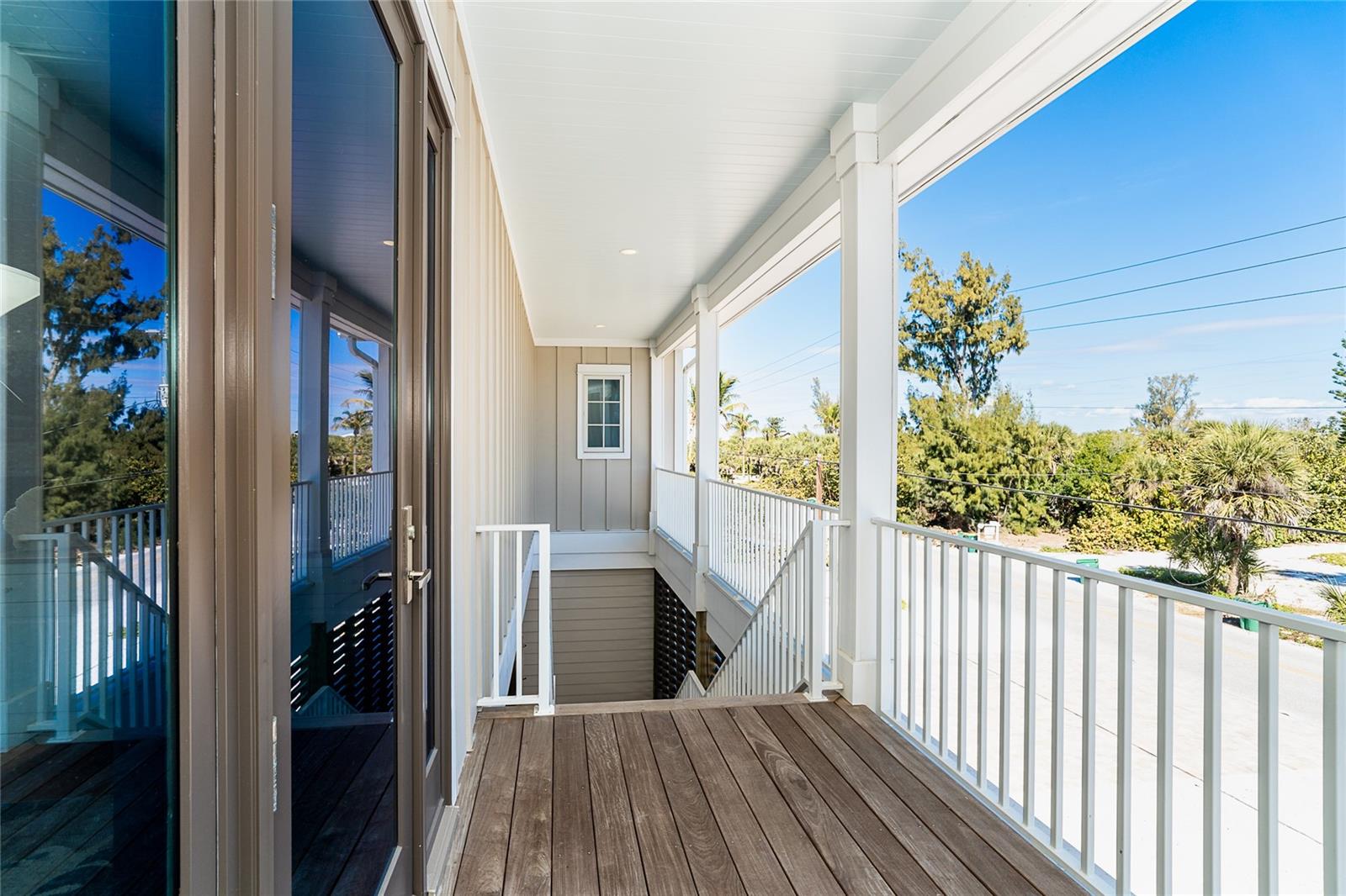 Listing photo id 2 for 391 Gulf Boulevard