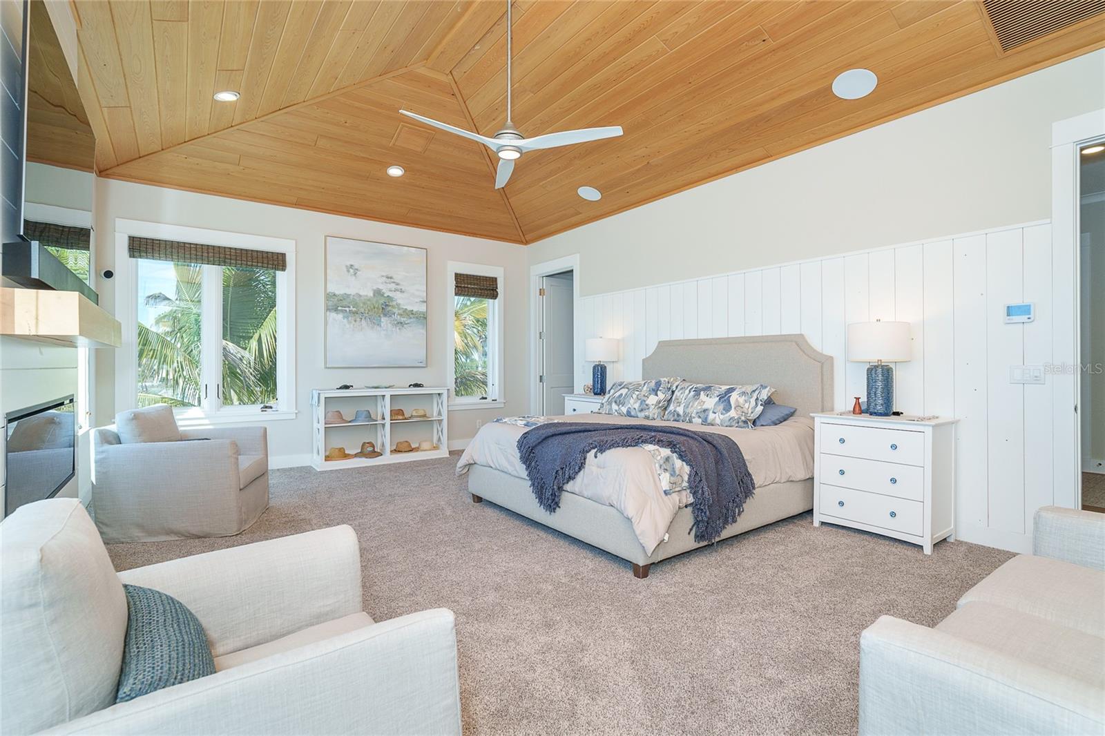 Listing photo id 38 for 391 Gulf Boulevard