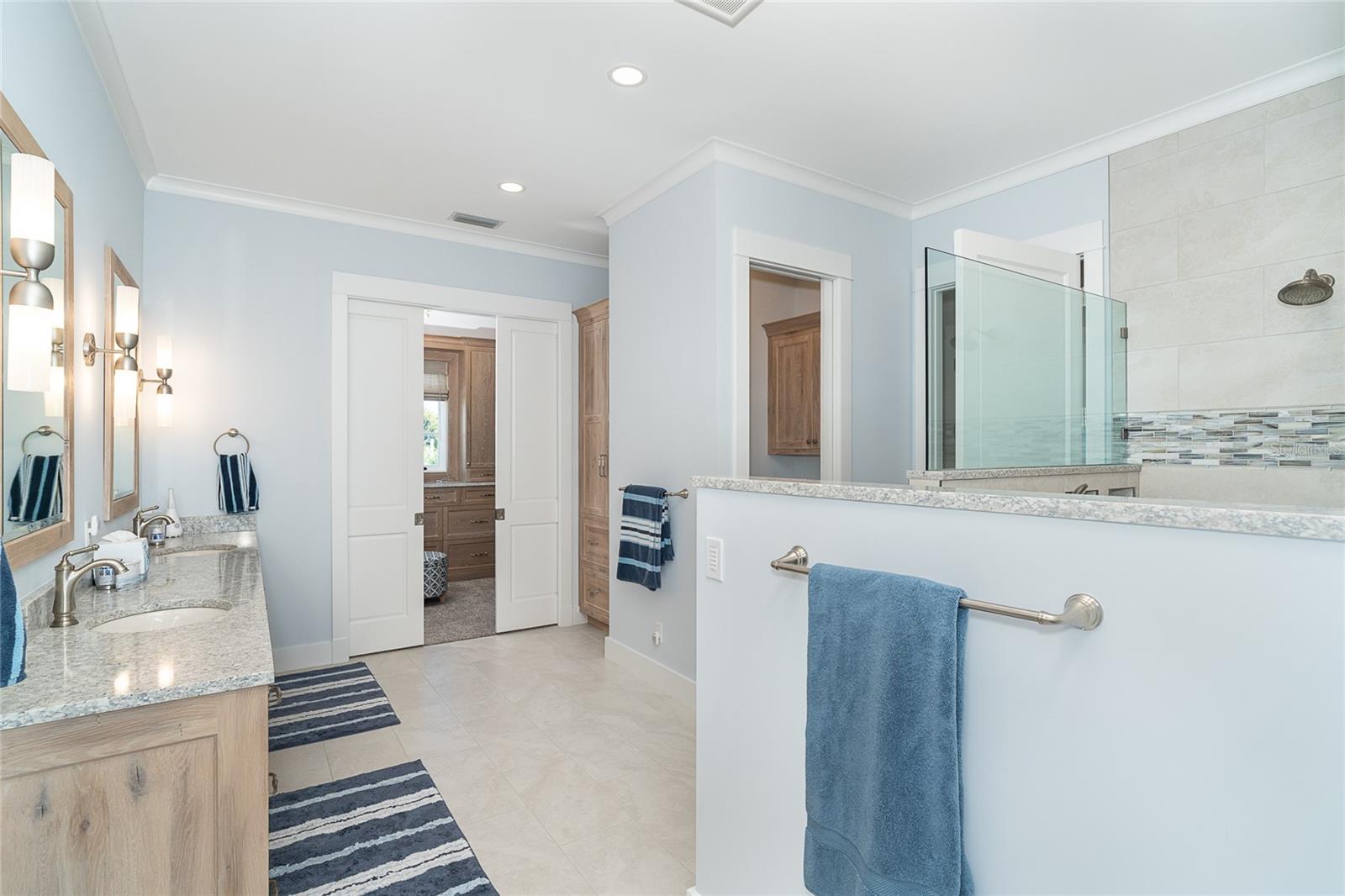 Listing photo id 39 for 391 Gulf Boulevard