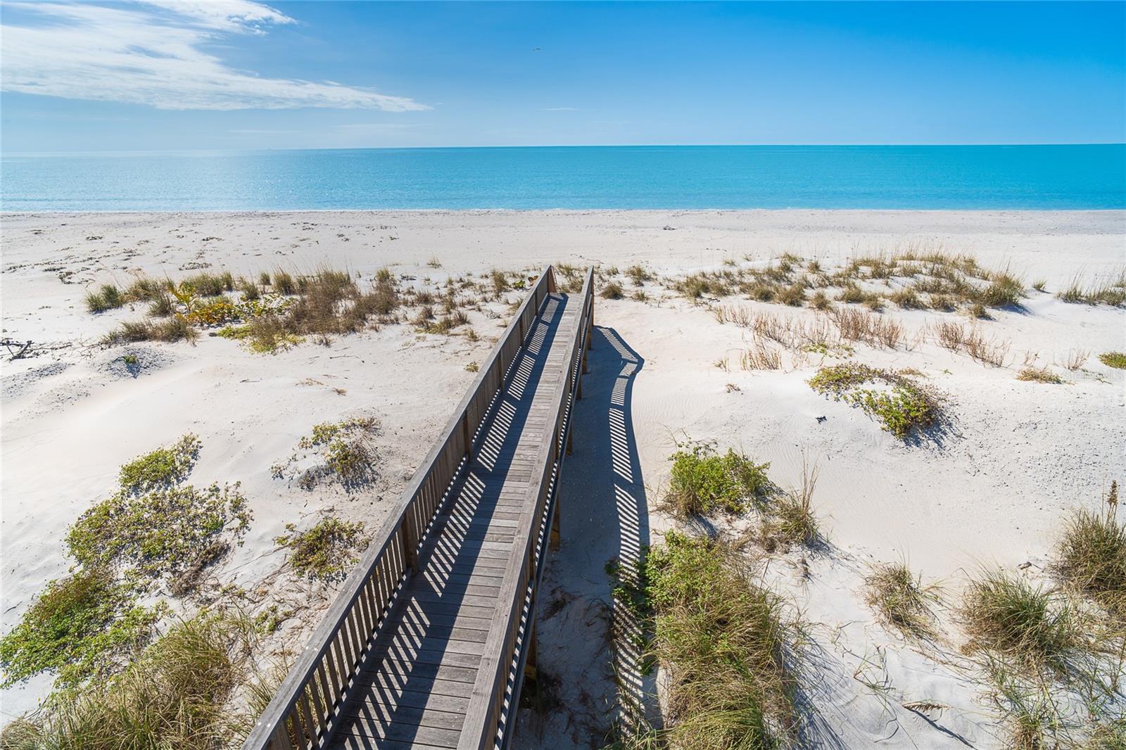 Listing photo id 58 for 391 Gulf Boulevard