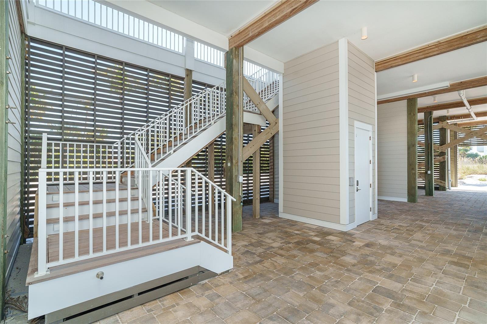 Listing photo id 60 for 391 Gulf Boulevard