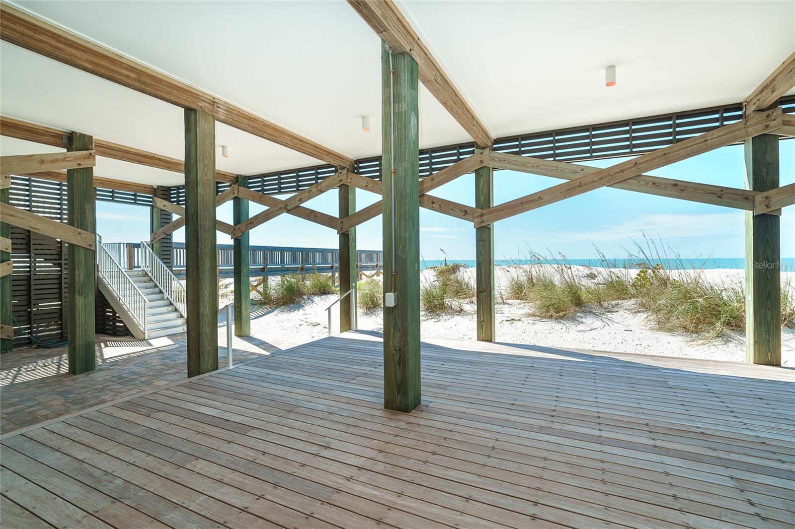 Listing photo id 62 for 391 Gulf Boulevard