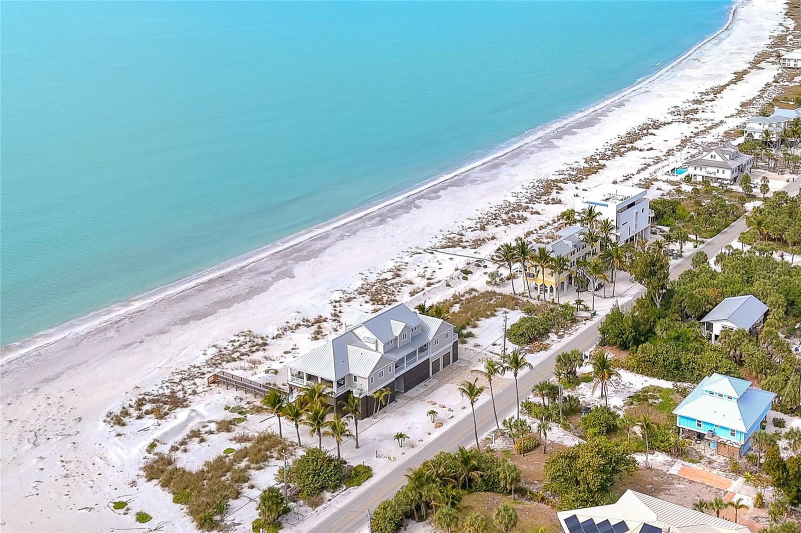 Listing photo id 75 for 391 Gulf Boulevard