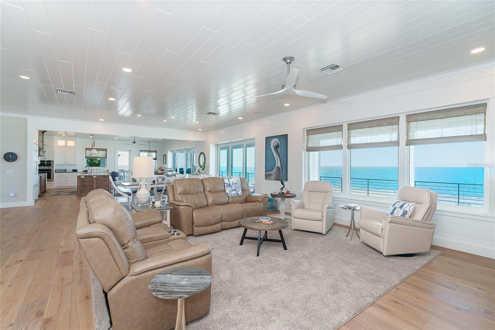 Listing photo id 7 for 391 Gulf Boulevard