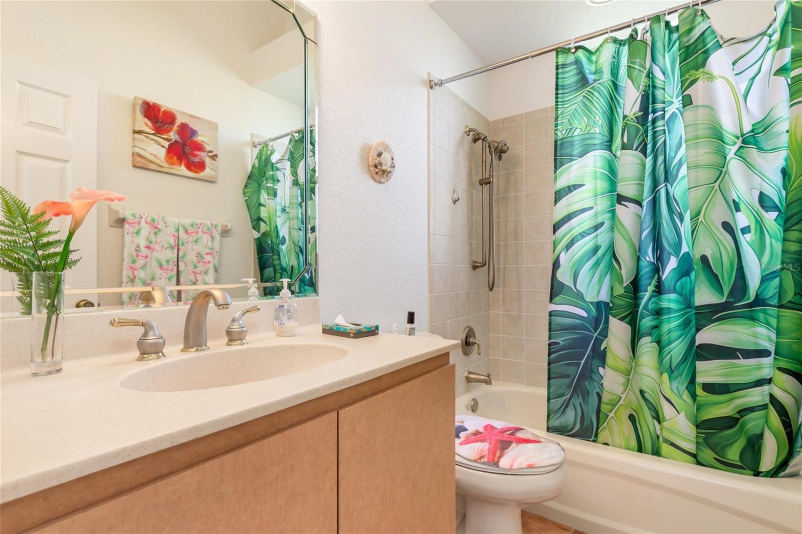 Image 13 of 46 For 245 Rotonda Boulevard N