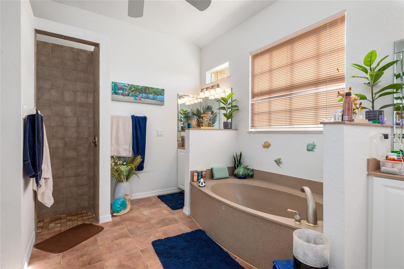 Image 26 of 46 For 245 Rotonda Boulevard N