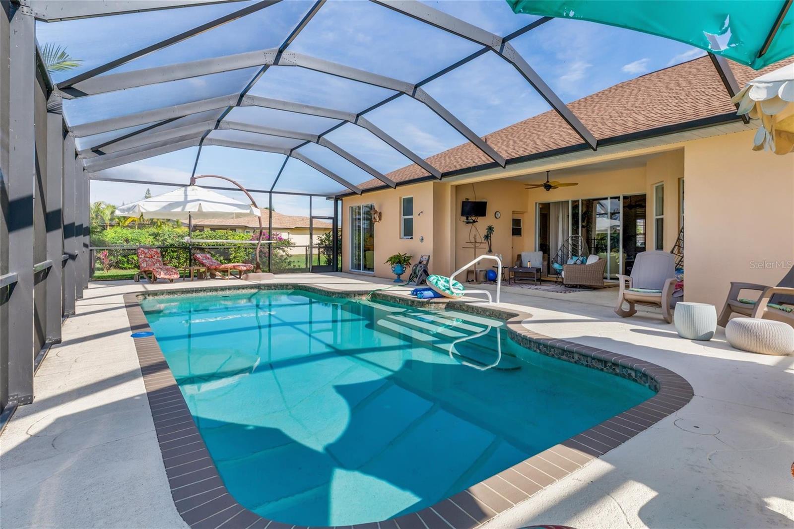 Image 35 of 46 For 245 Rotonda Boulevard N