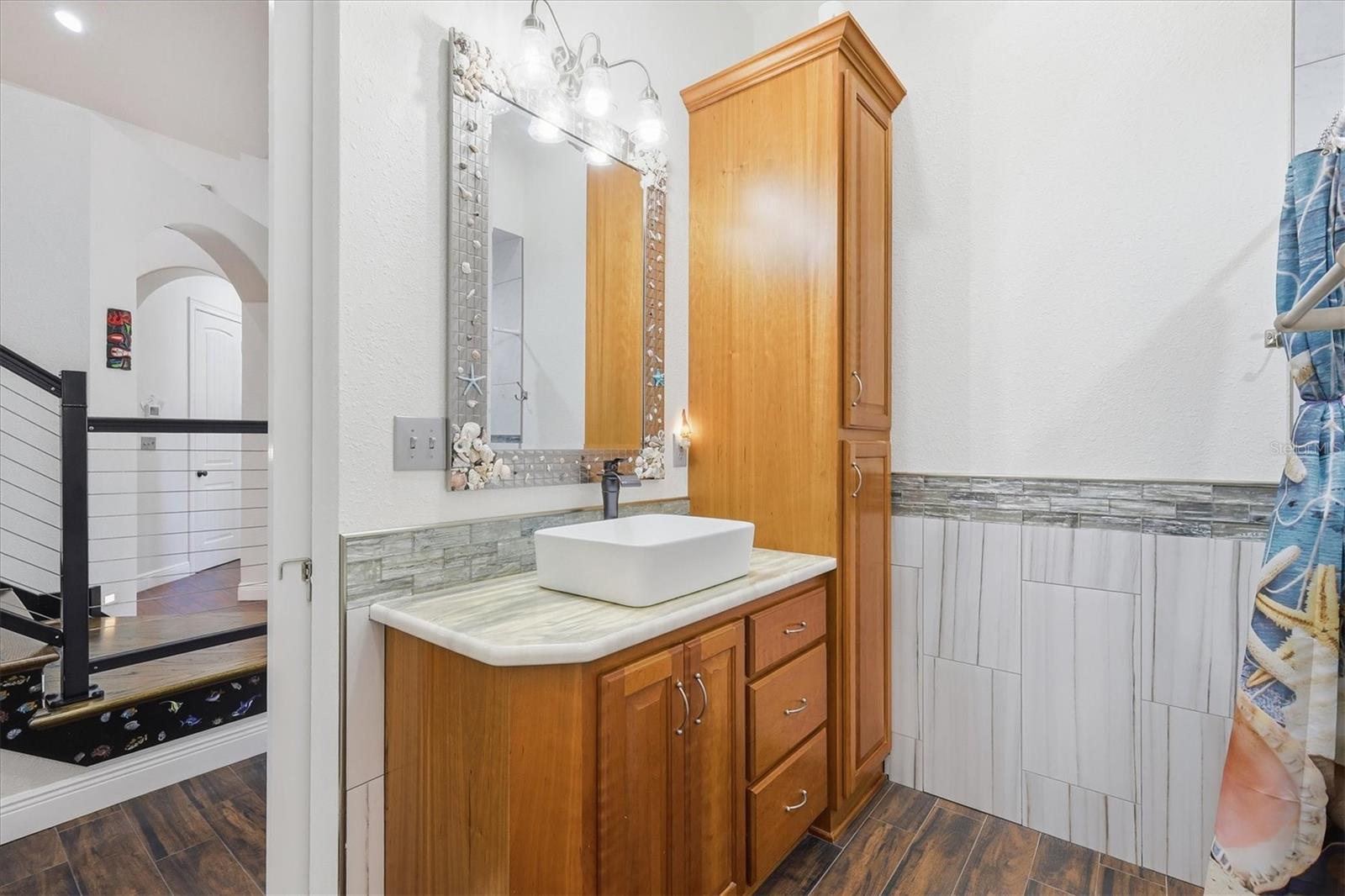 Image 15 of 99 For 1631 Maria Street