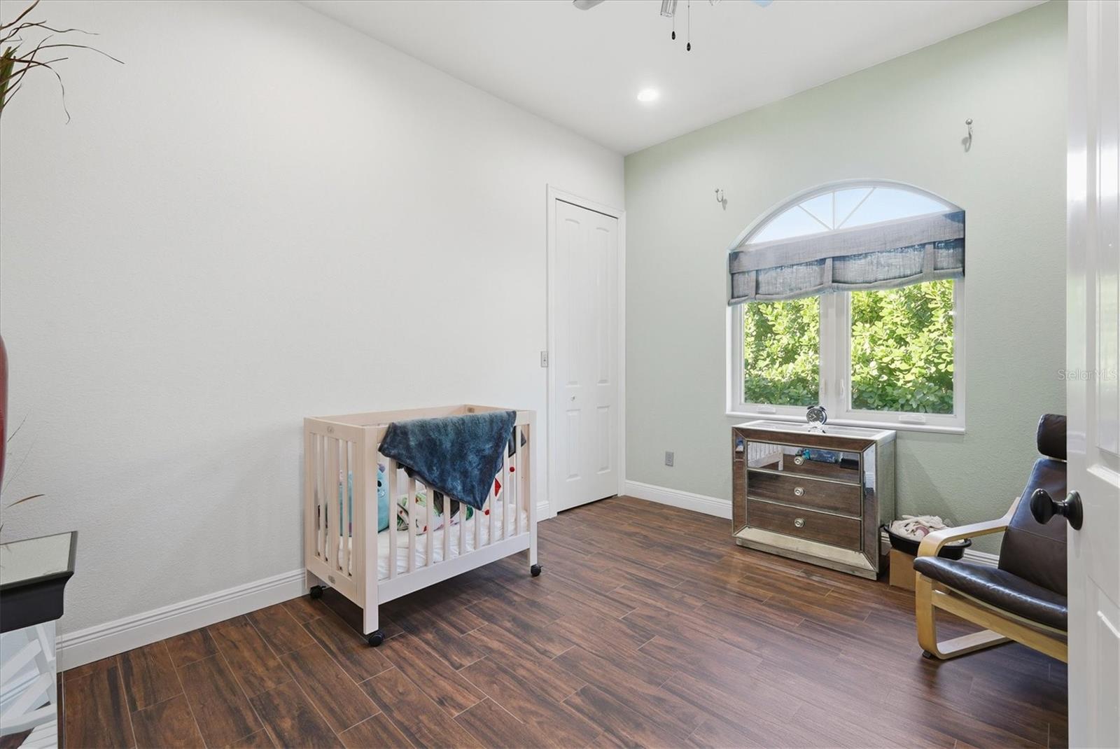 Image 16 of 99 For 1631 Maria Street