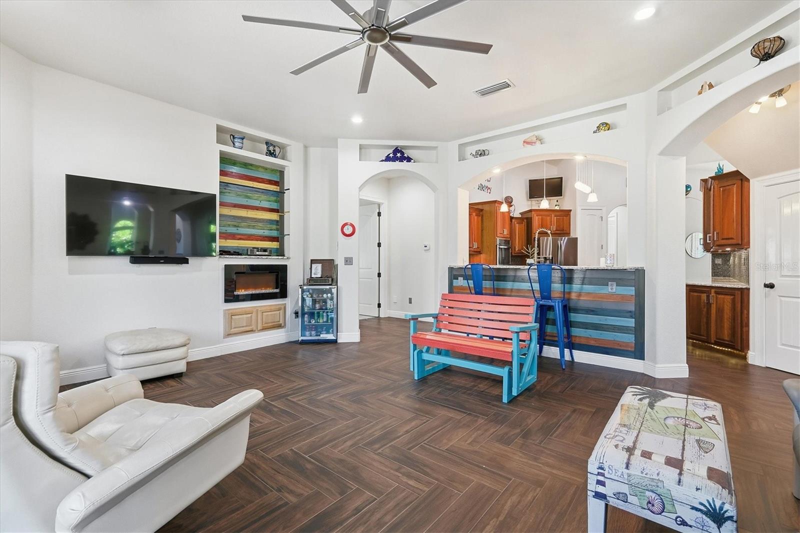 Image 22 of 99 For 1631 Maria Street