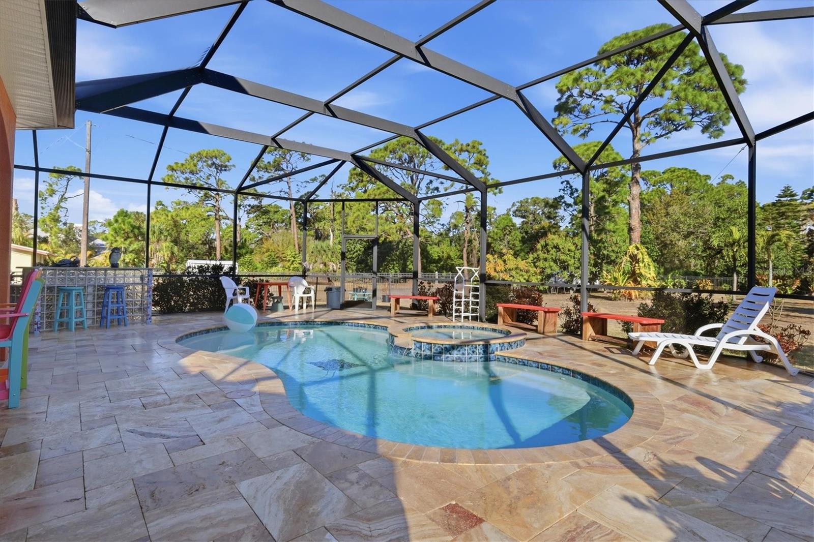 Image 31 of 99 For 1631 Maria Street