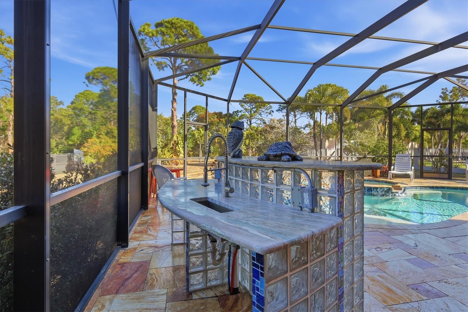 Image 34 of 99 For 1631 Maria Street