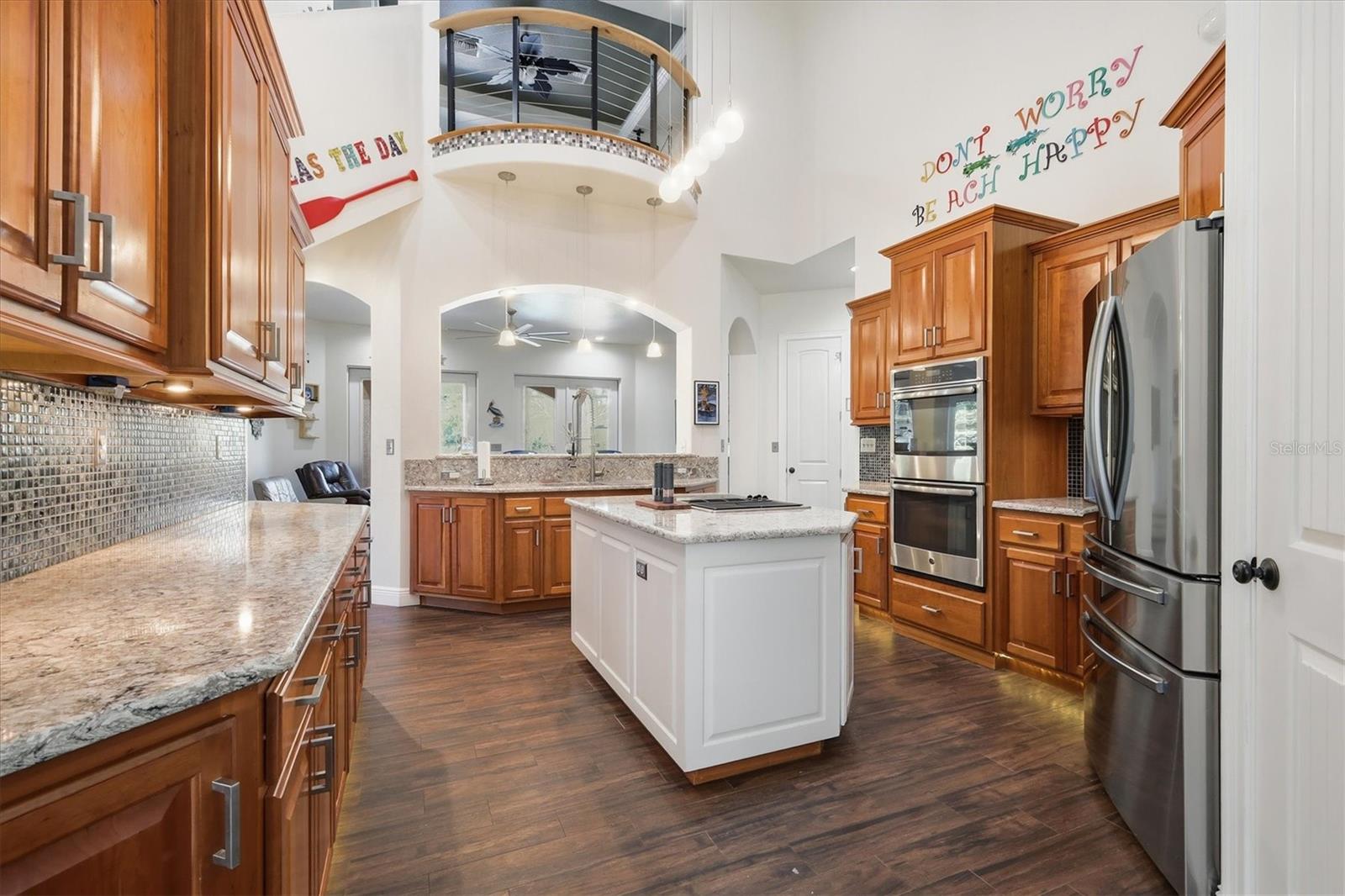 Image 39 of 99 For 1631 Maria Street