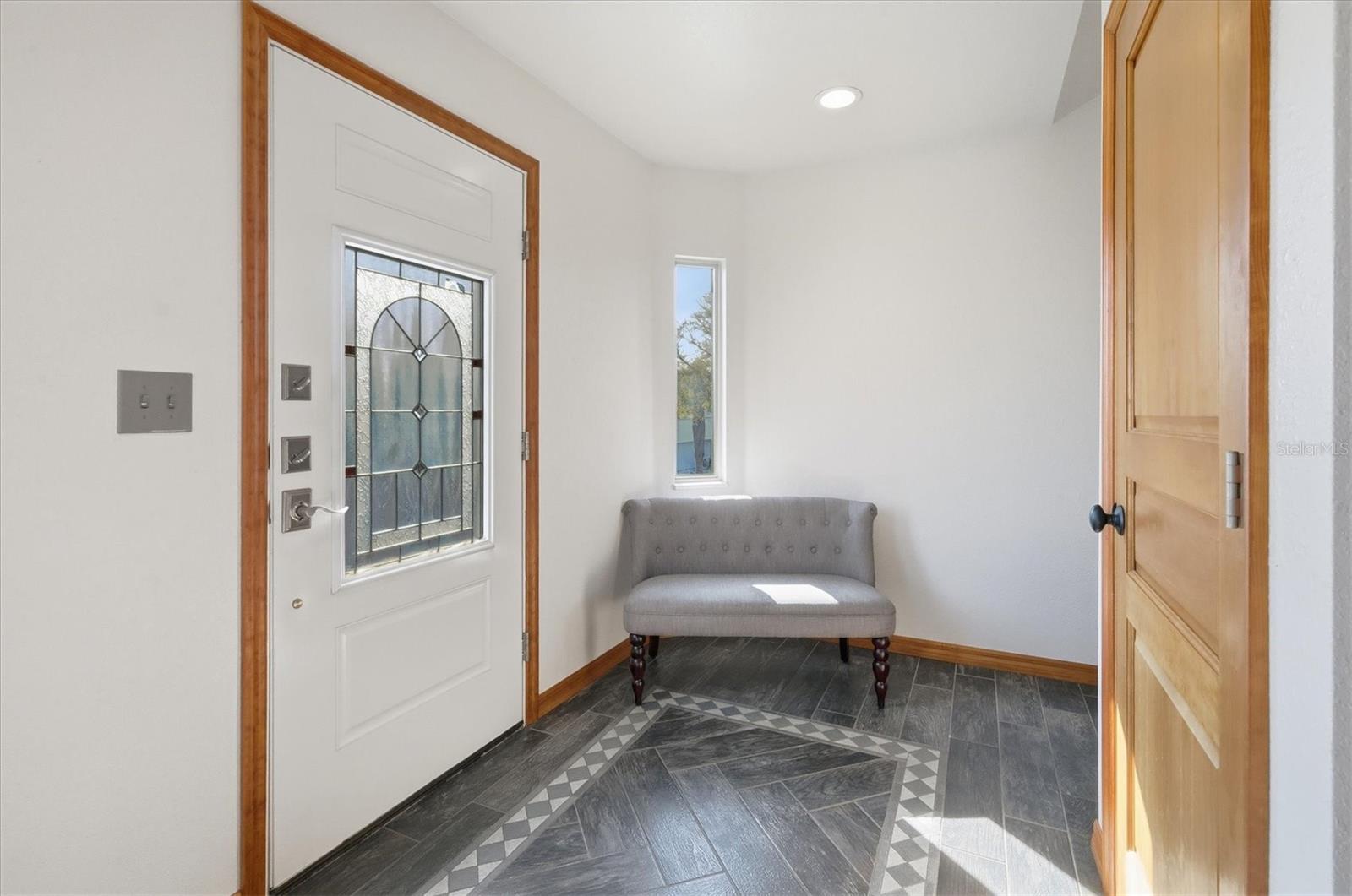 Image 50 of 99 For 1631 Maria Street