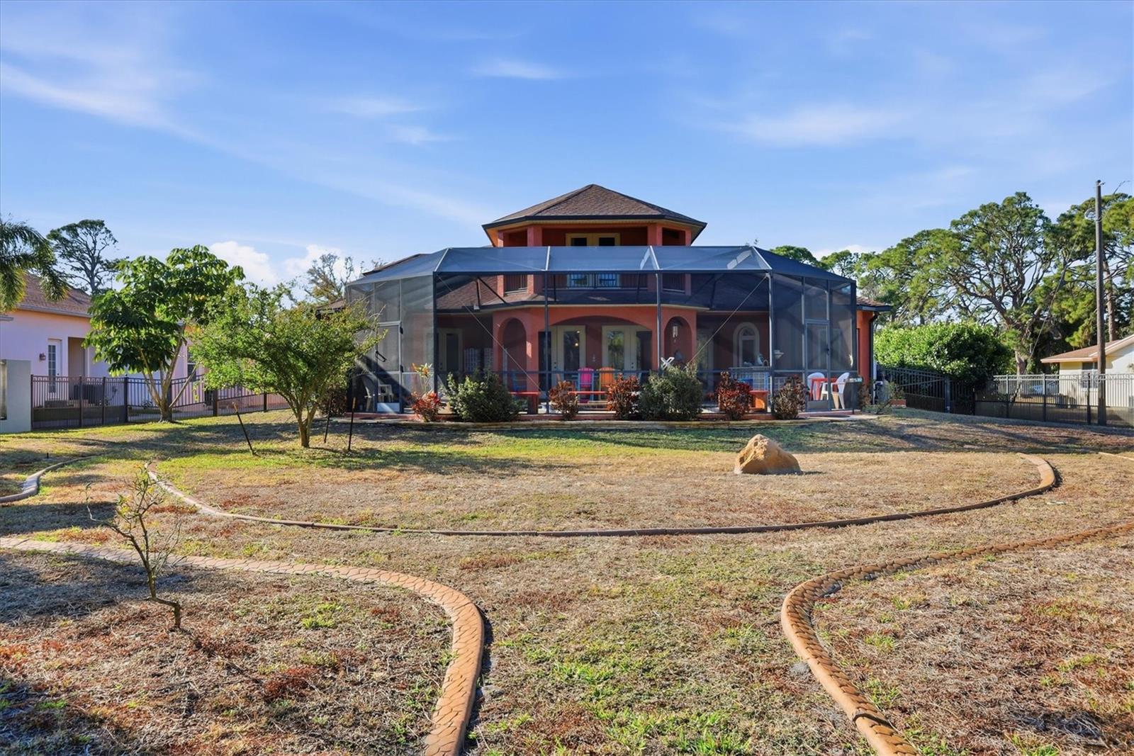 Image 69 of 99 For 1631 Maria Street