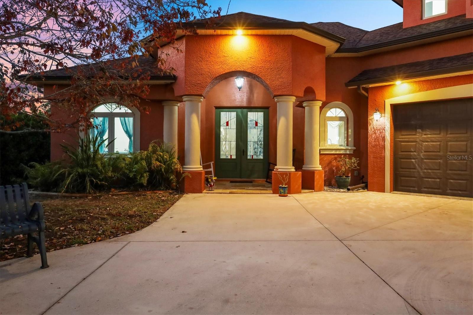 Image 76 of 99 For 1631 Maria Street