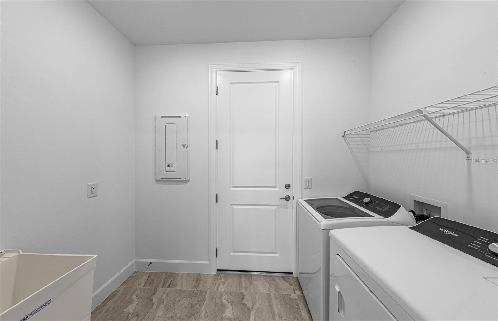 Image 8 of 13 For 18928 Indian Rock Place