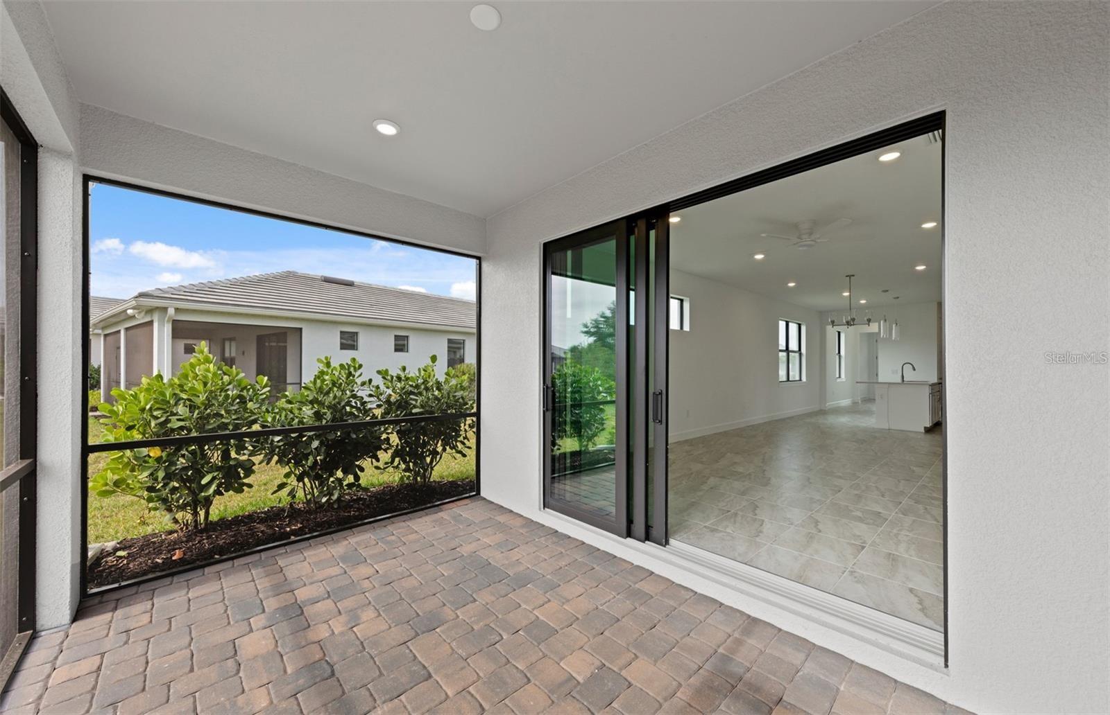 Image 9 of 13 For 18928 Indian Rock Place