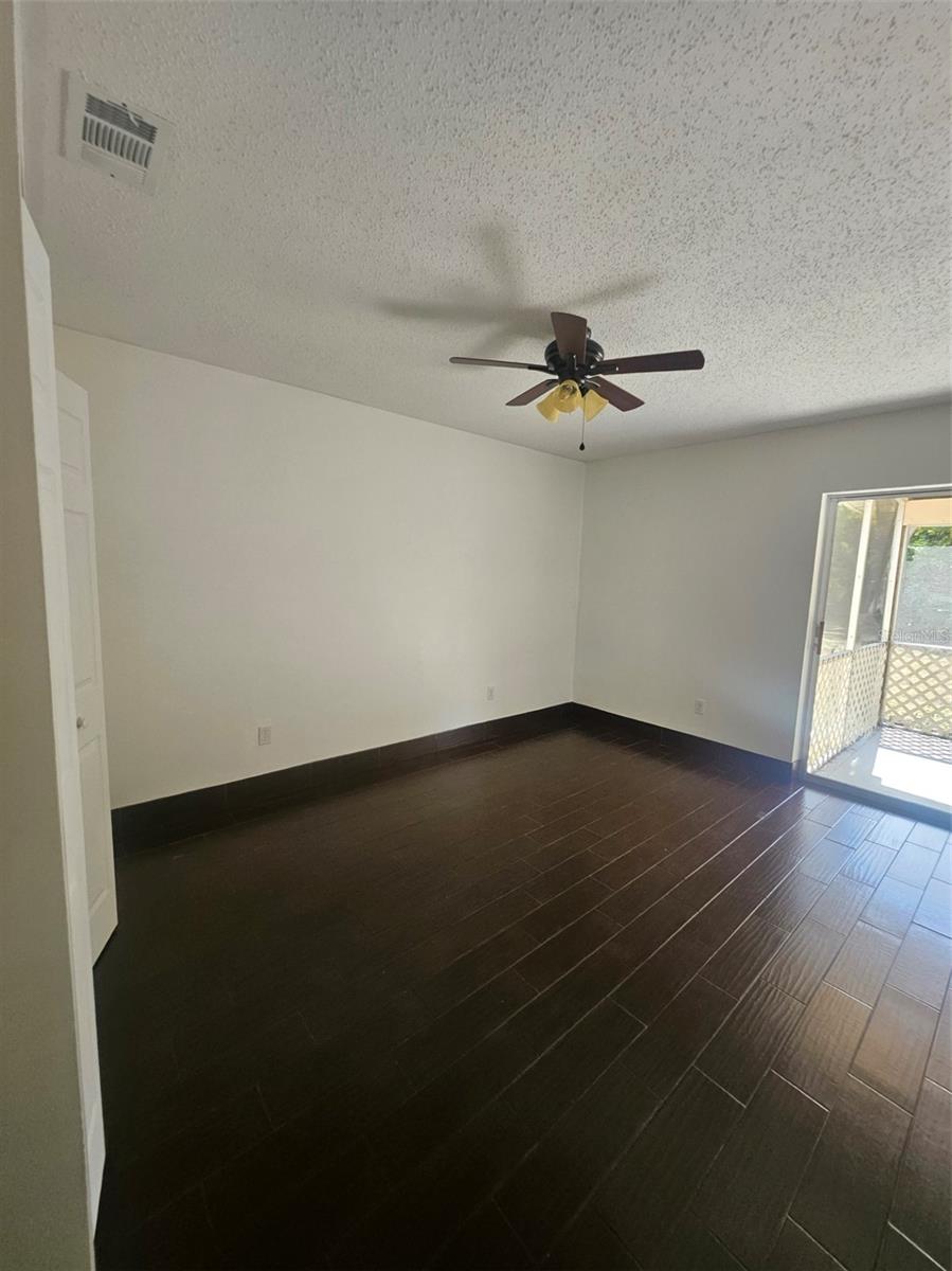 Image 13 of 31 For 1225 Armsdale Avenue