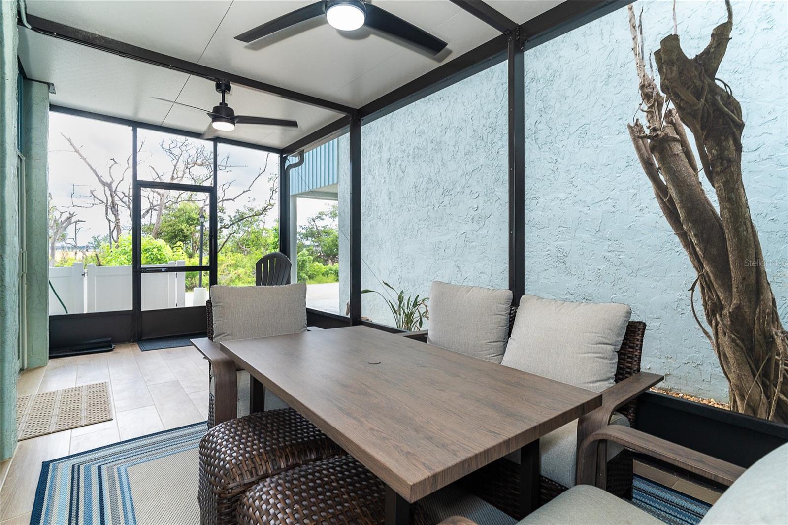 Image 20 of 57 For 6005 Beach Road 16