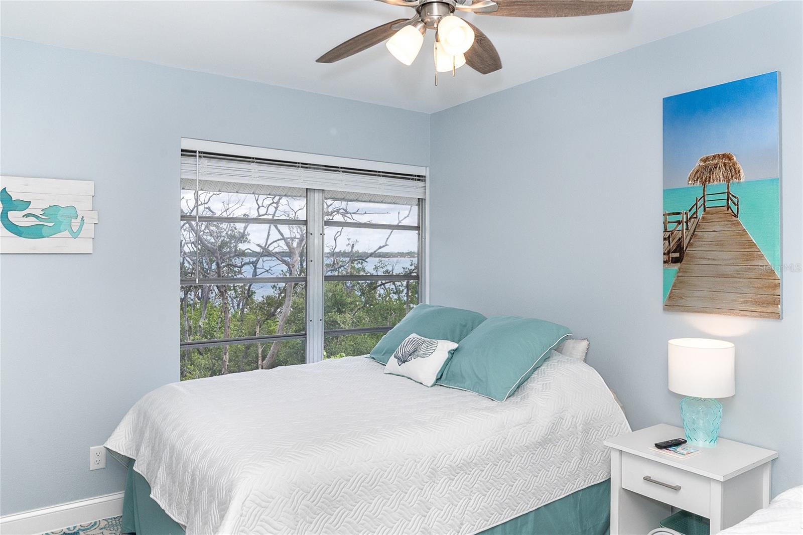 Image 28 of 57 For 6005 Beach Road 16