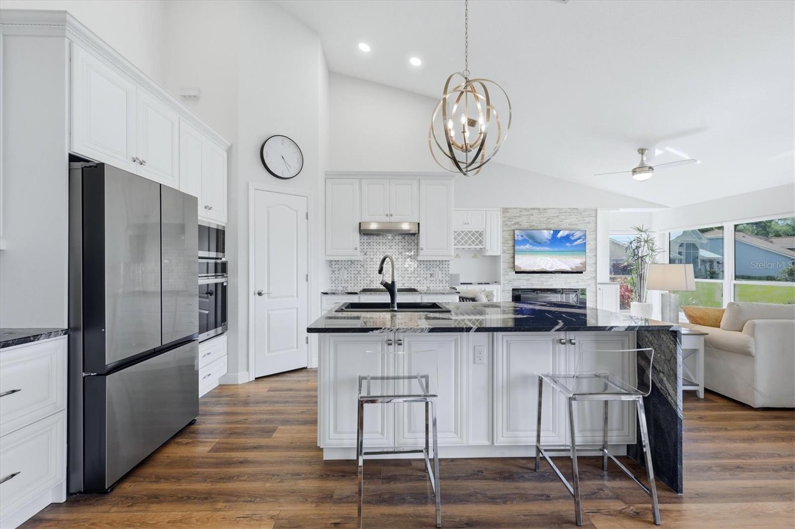 Image 21 of 93 For 14402 Bridgeview Lane