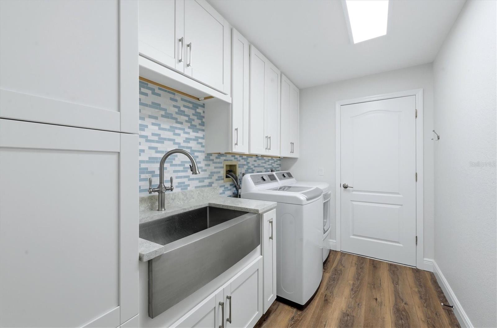 Image 39 of 93 For 14402 Bridgeview Lane