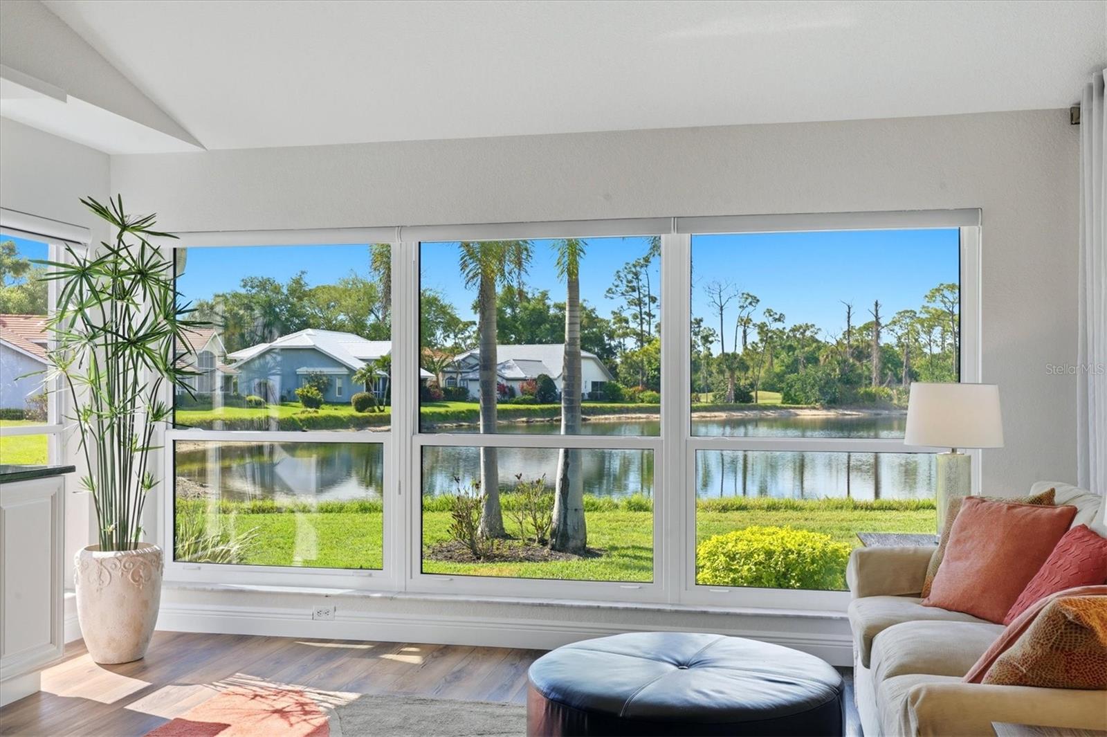 Image 40 of 93 For 14402 Bridgeview Lane