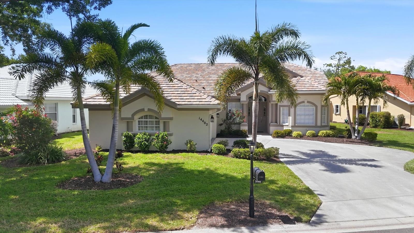 Image 6 of 93 For 14402 Bridgeview Lane