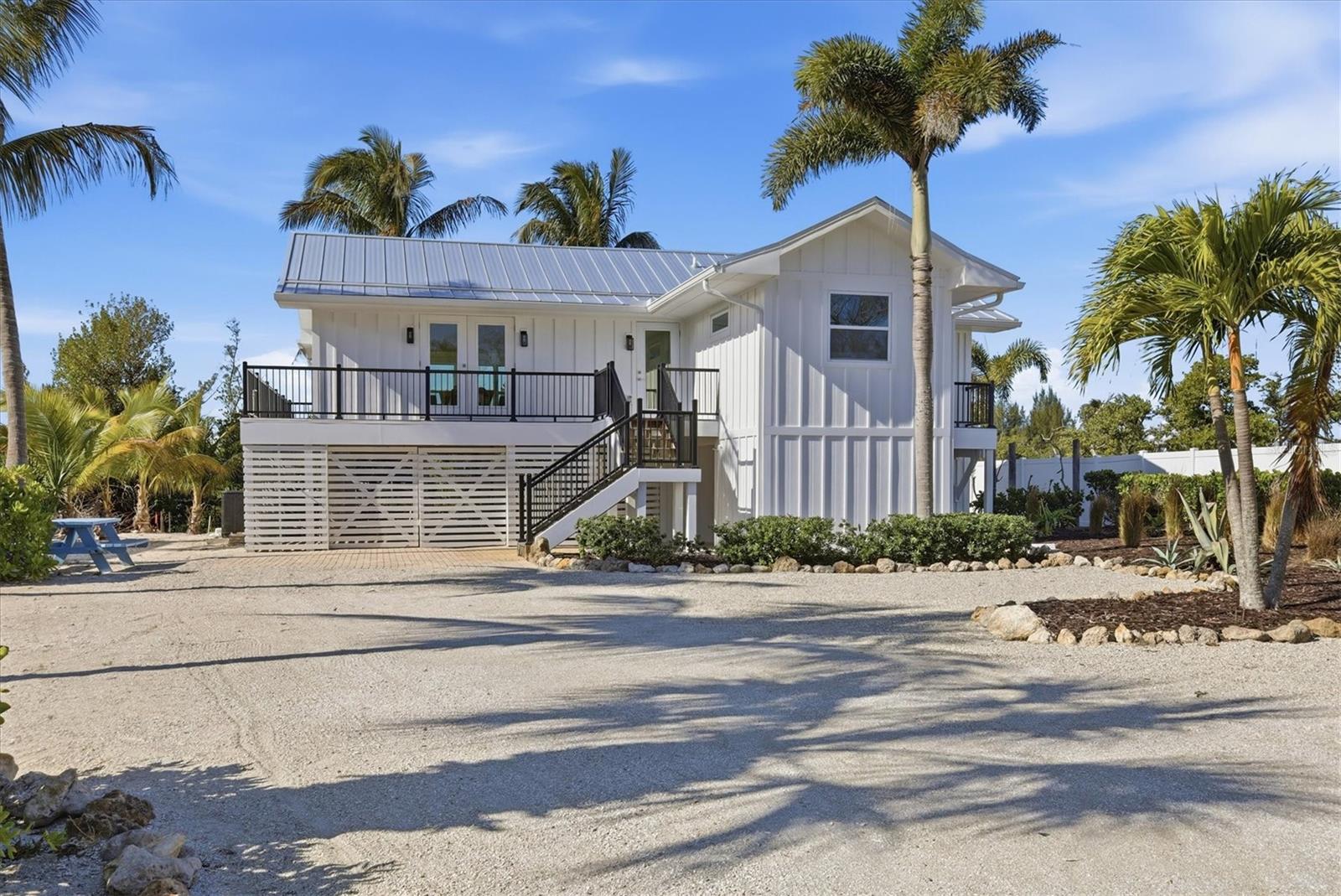 Image 30 of 41 For 281 Bocilla Drive