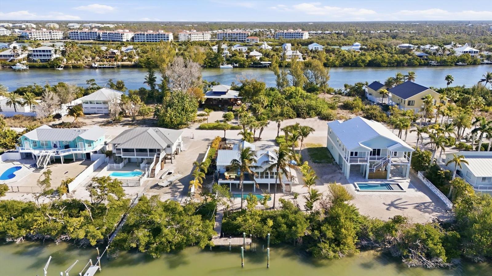 Image 38 of 41 For 281 Bocilla Drive