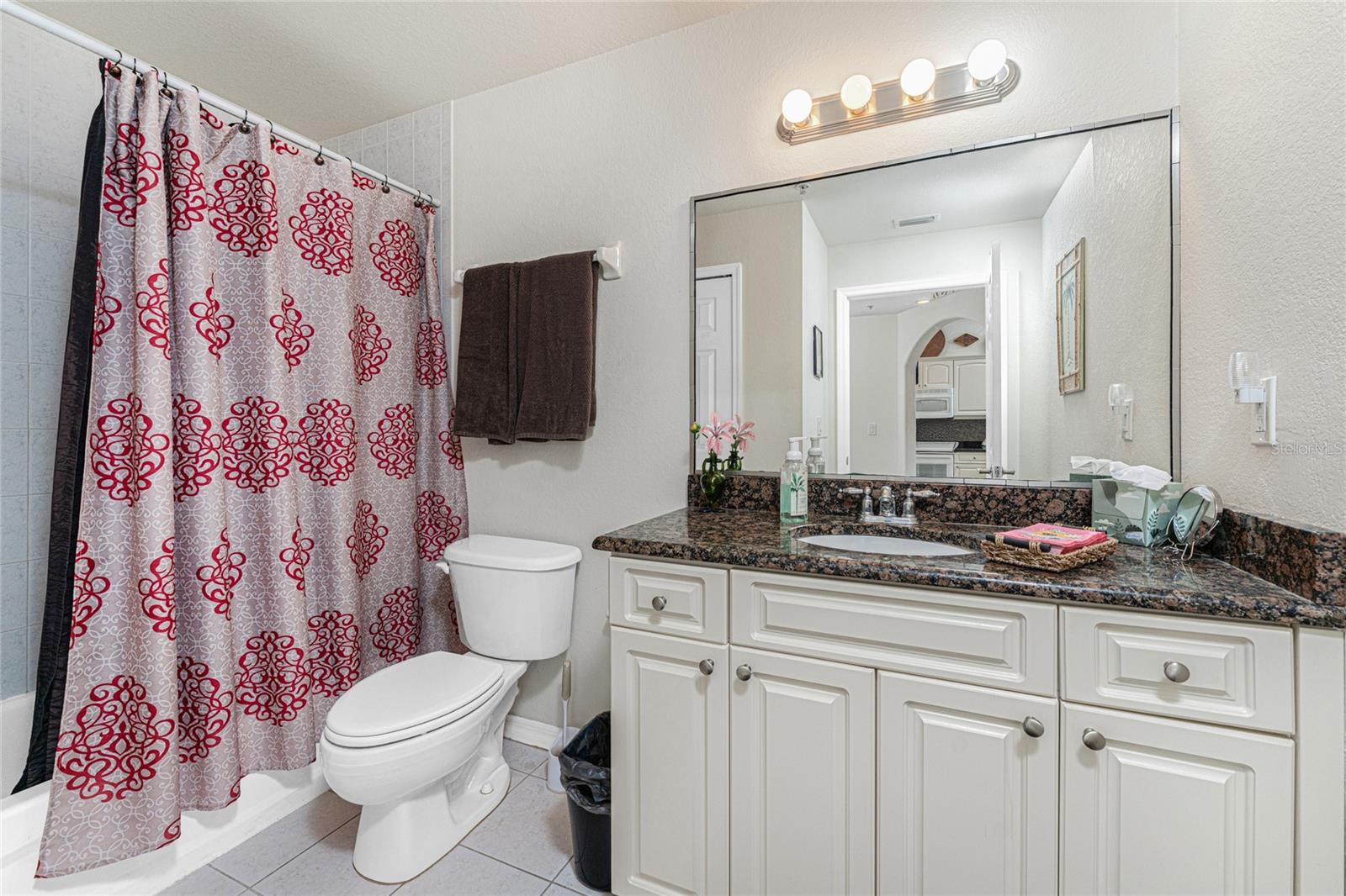 Image 29 of 46 For 102 Natures Way 2101