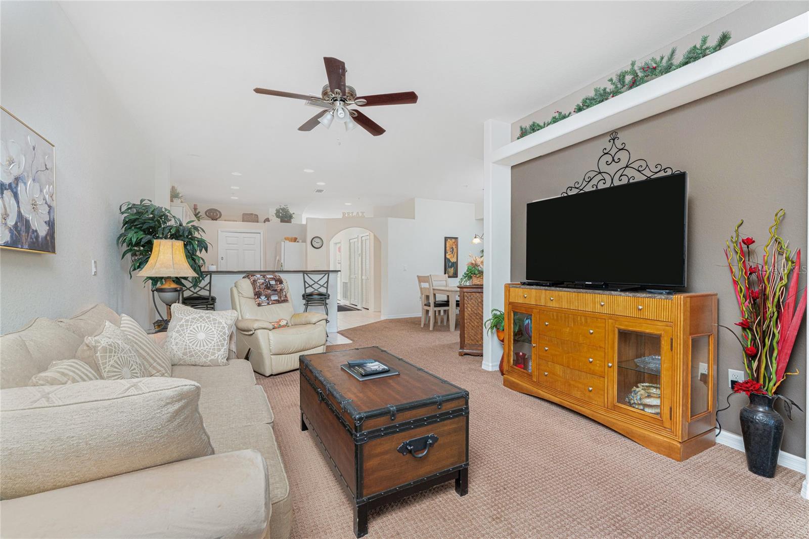 Image 4 of 46 For 102 Natures Way 2101