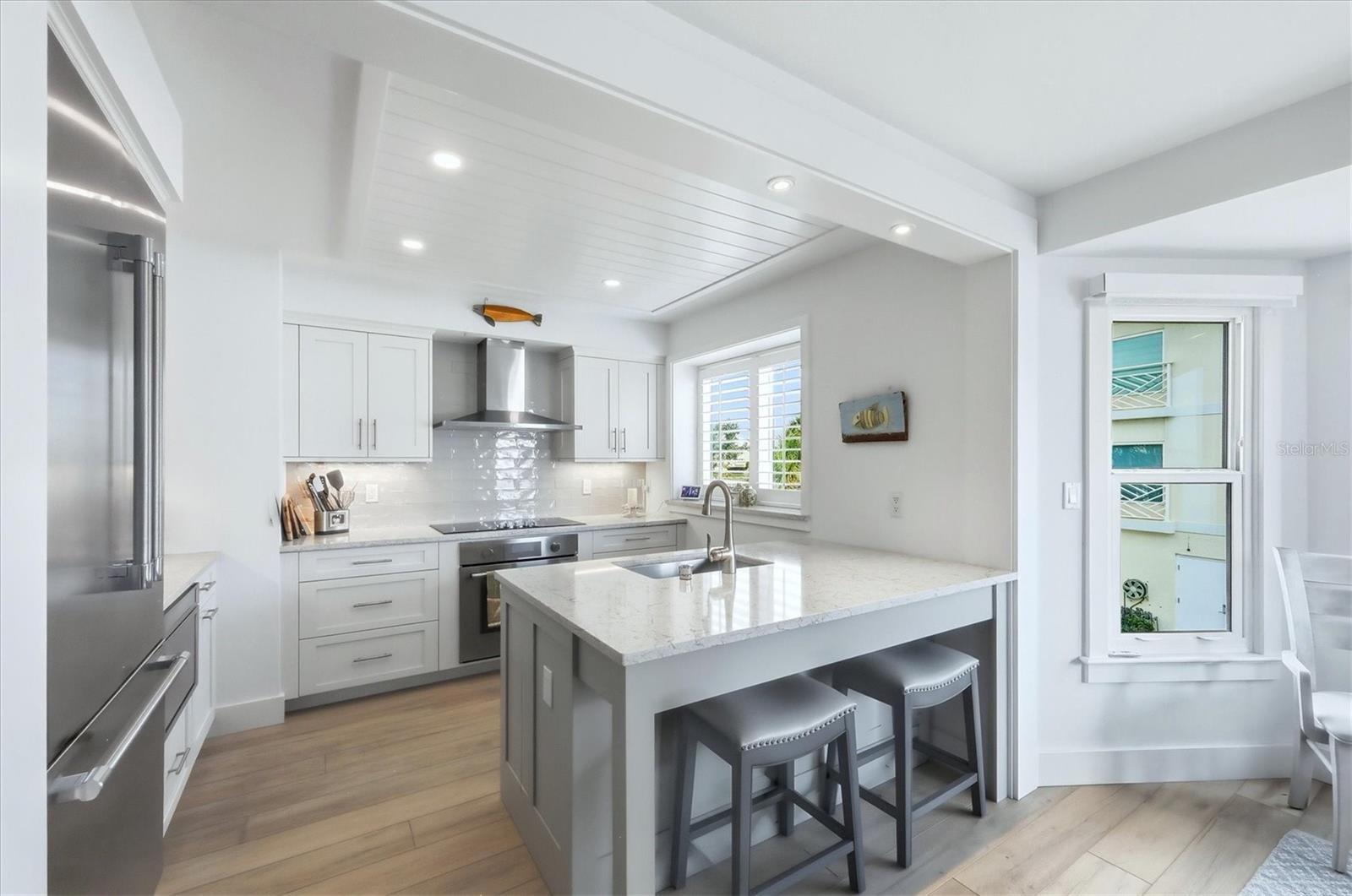 Image 13 of 57 For 11000 Placida Road 2501