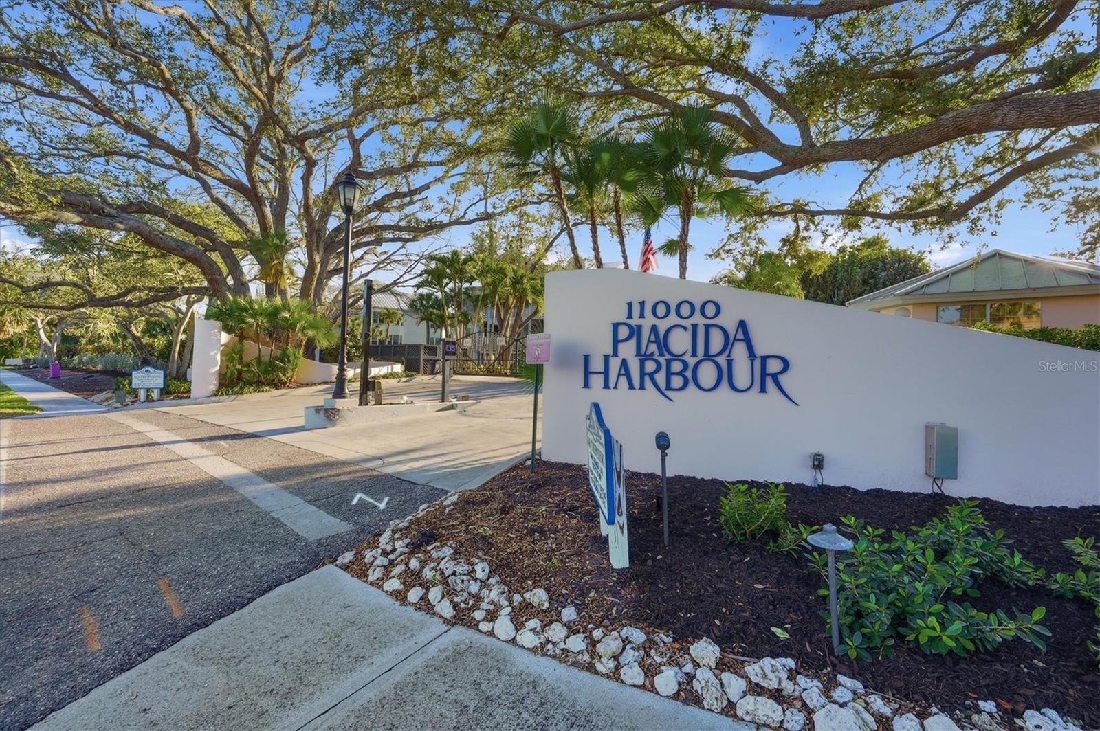 Image 31 of 57 For 11000 Placida Road 2501