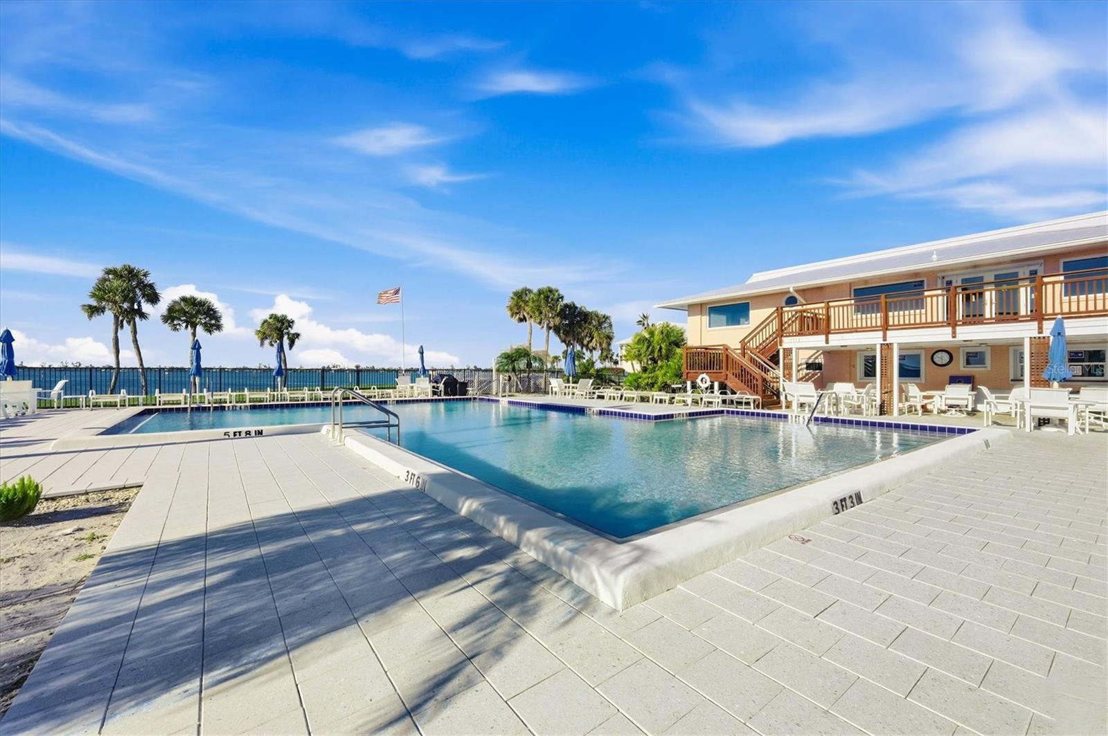 Image 36 of 57 For 11000 Placida Road 2501