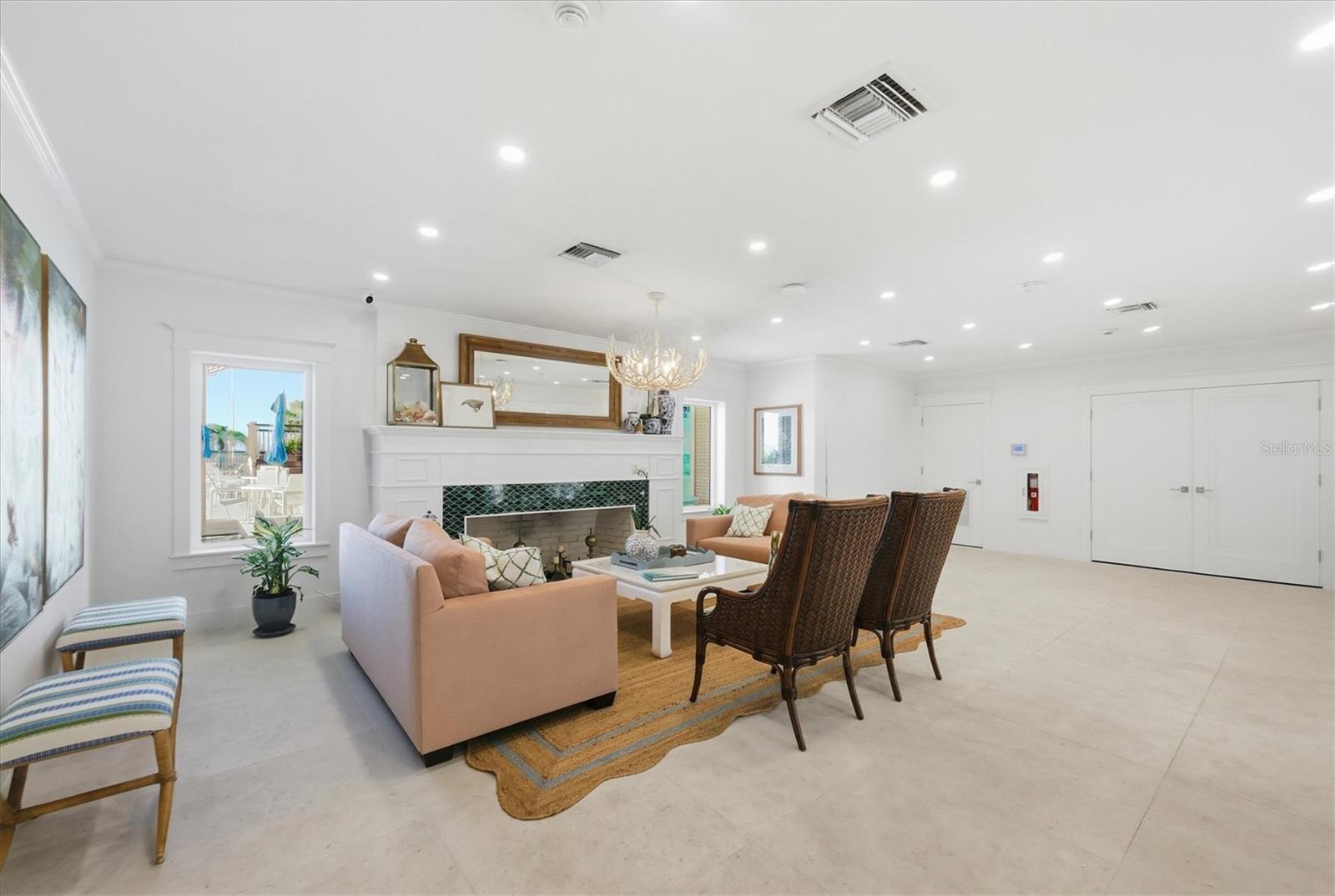 Image 39 of 57 For 11000 Placida Road 2501